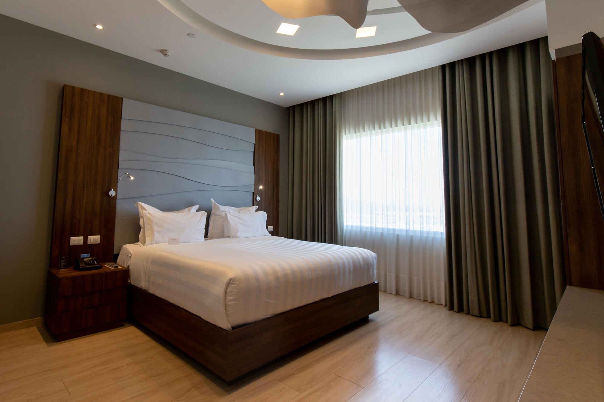 Hs Hotsson Hotel Irapuato Exteriör bild