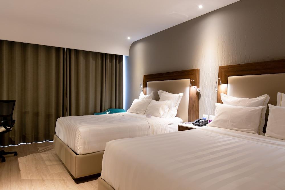 Hs Hotsson Hotel Irapuato Exteriör bild