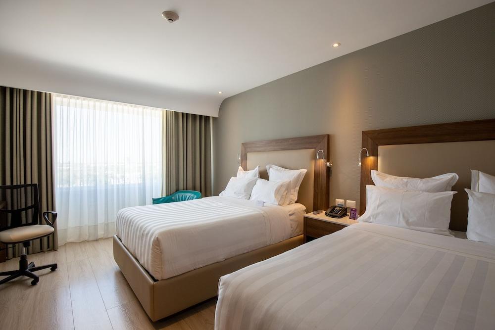 Hs Hotsson Hotel Irapuato Exteriör bild