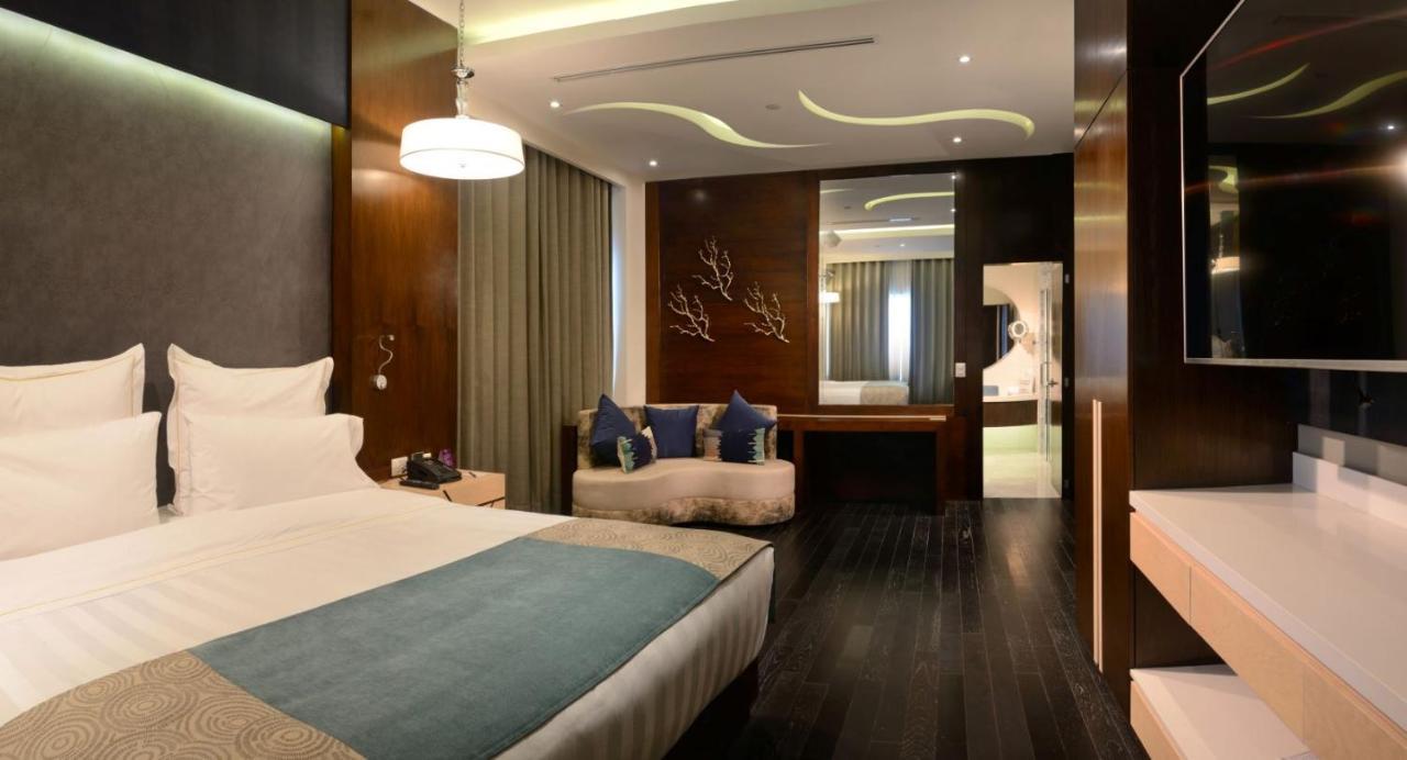 Hs Hotsson Hotel Irapuato Exteriör bild