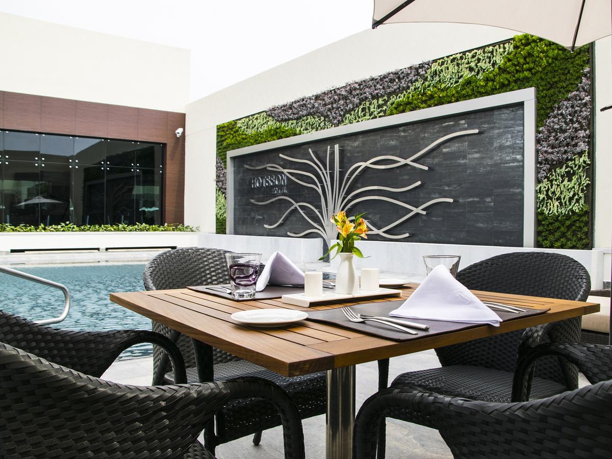 Hs Hotsson Hotel Irapuato Exteriör bild