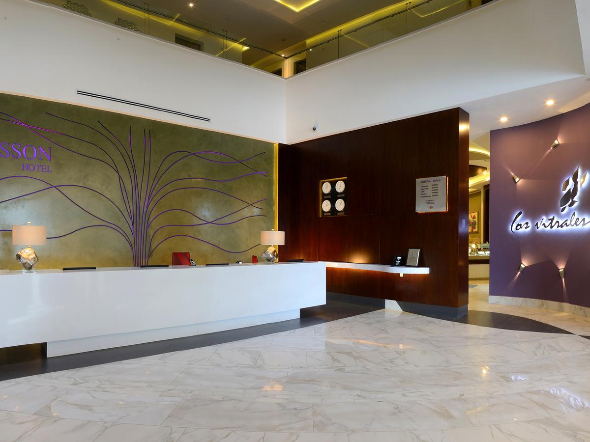 Hs Hotsson Hotel Irapuato Exteriör bild