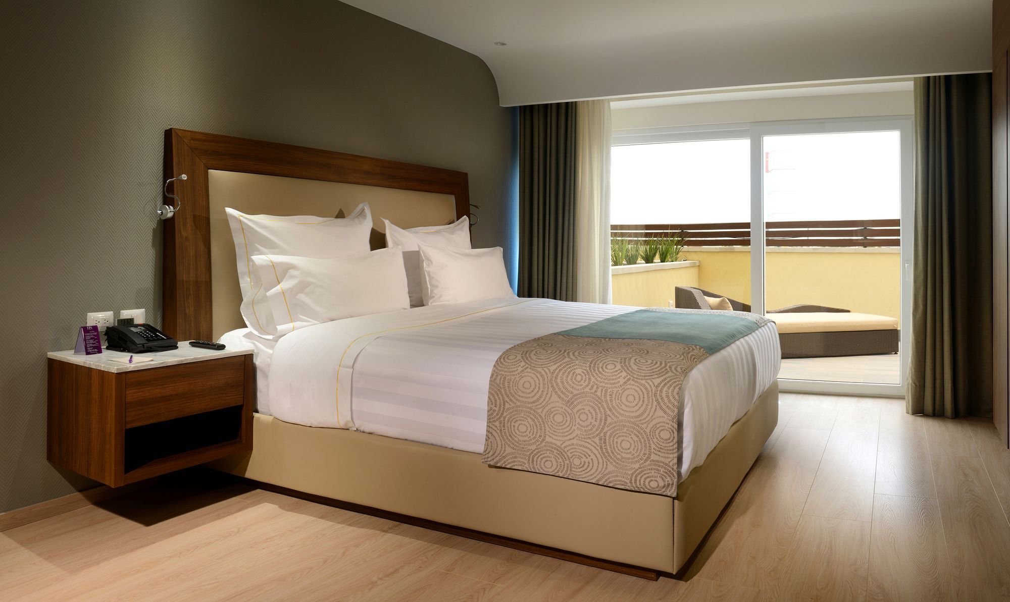 Hs Hotsson Hotel Irapuato Exteriör bild